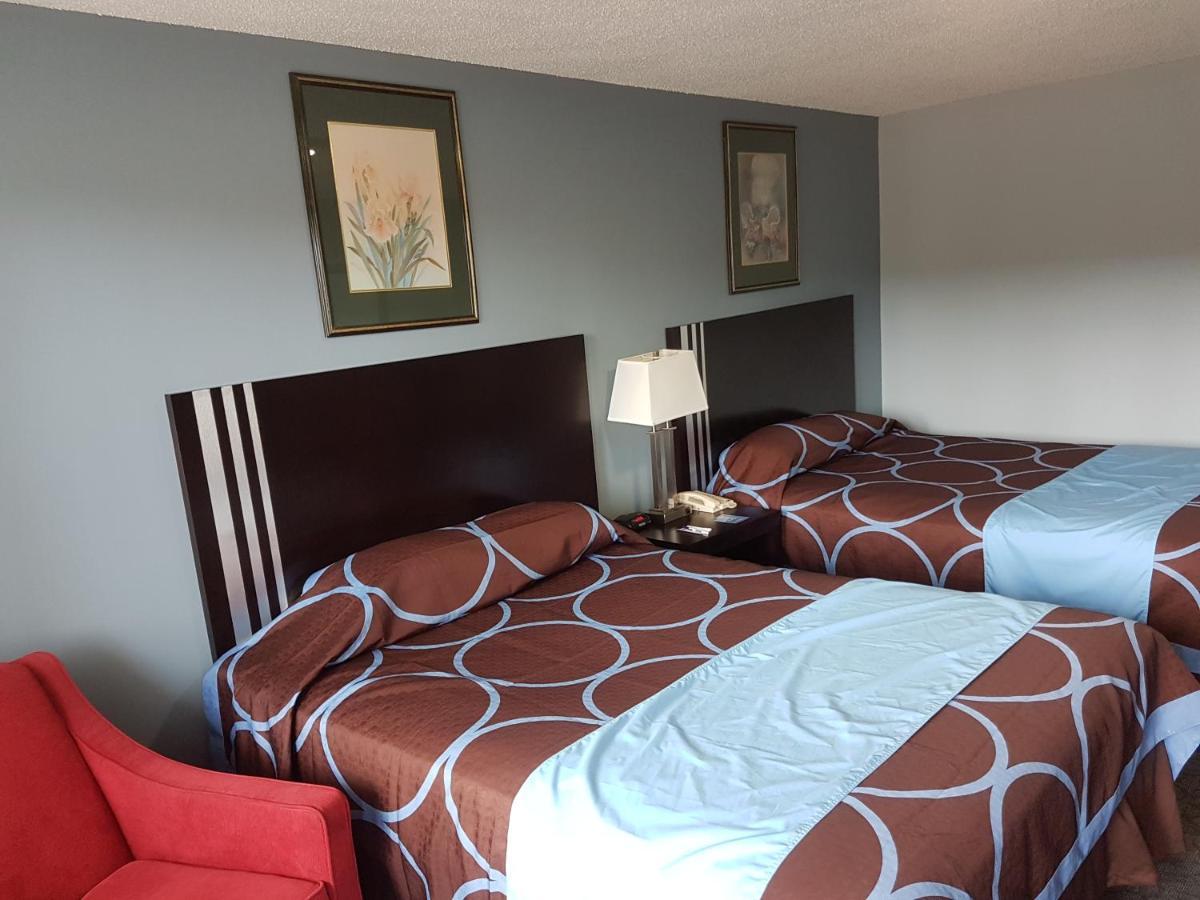 Ba Hotel Red Deer Kültér fotó
