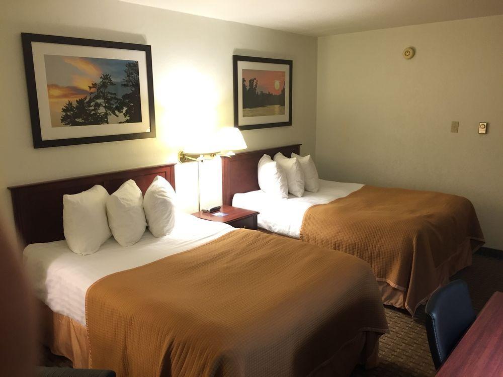 Ba Hotel Red Deer Kültér fotó
