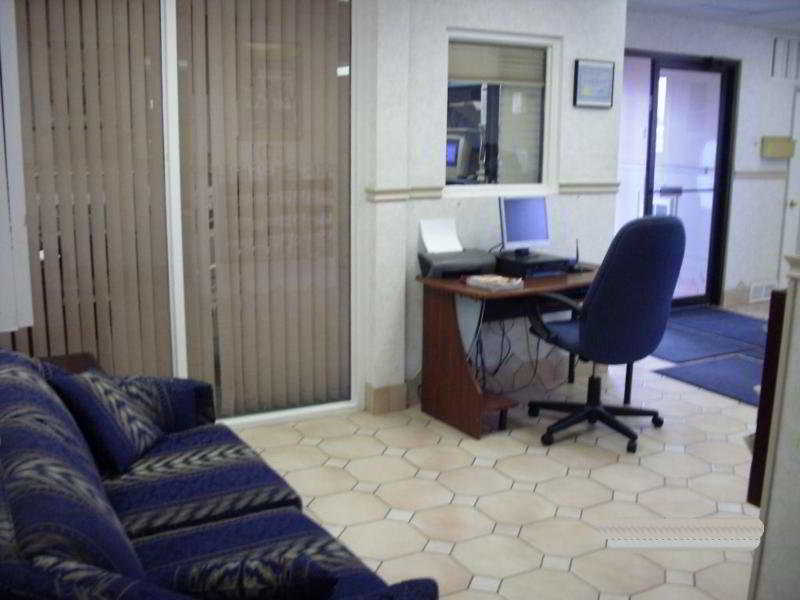 Ba Hotel Red Deer Kültér fotó