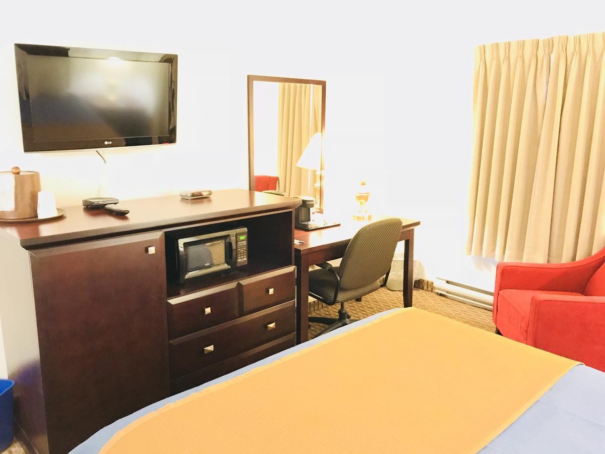Ba Hotel Red Deer Kültér fotó