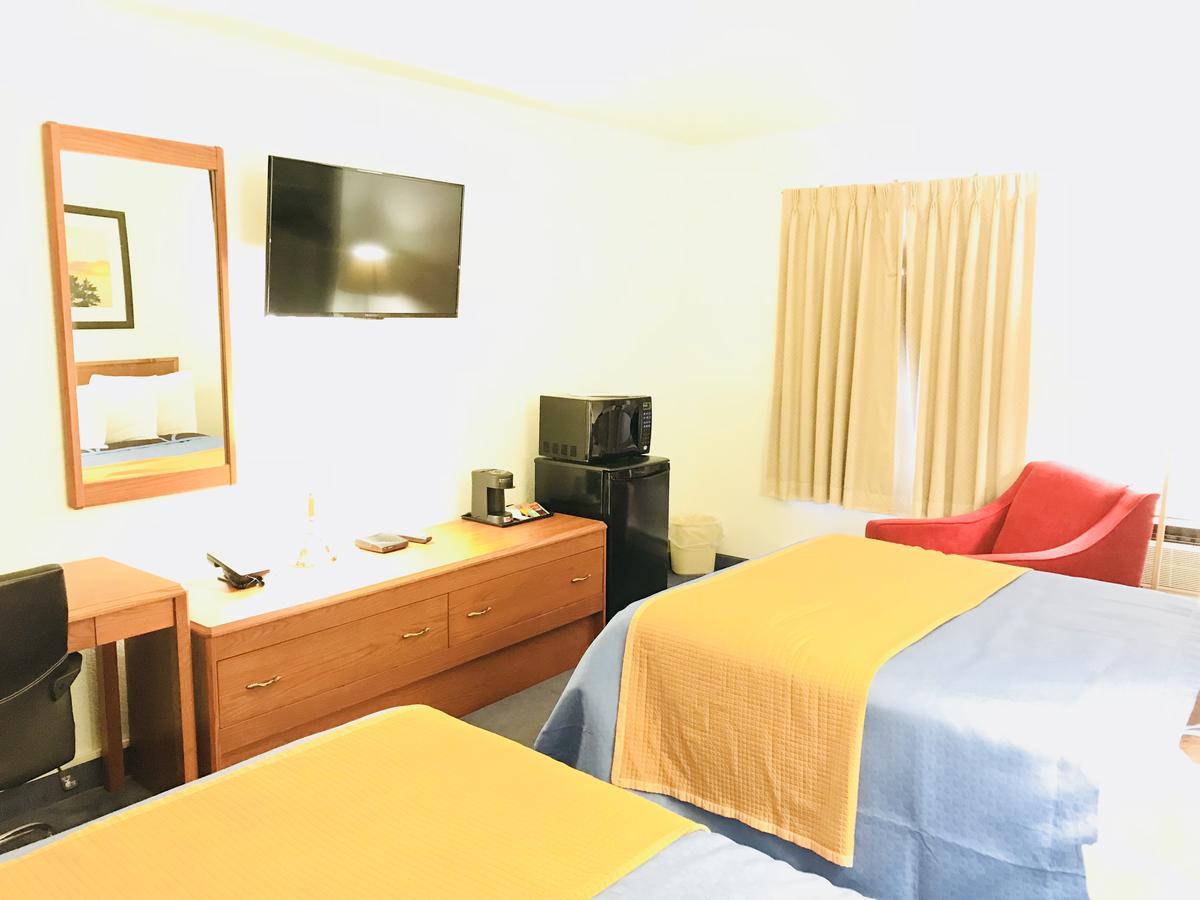 Ba Hotel Red Deer Kültér fotó