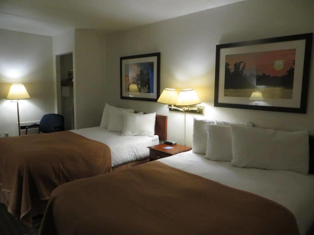 Ba Hotel Red Deer Kültér fotó